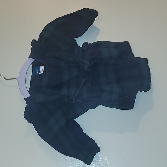 Old Navy baby girls flannel holiday onsie shoulder ruffles green and black LOT G - Picture 3 of 8